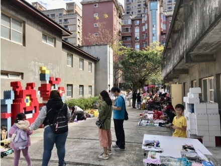 沒事蚤市淘年貨市集